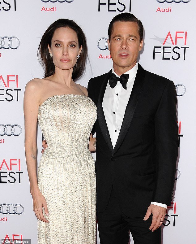 A amarga batalha de divórcio de Brad Pitt e Angelina Jolie está finalmente chegando ao fim - já que o ator supostamente abandonou sua busca pela custódia compartilhada de seus filhos