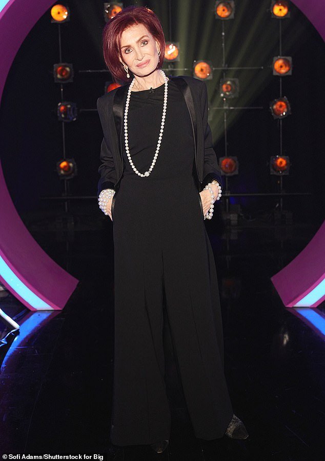 Sharon Osbourne deu mais um golpe no The X Factor, apesar de se tornar um nome familiar graças ao seu papel regular de jurada no programa