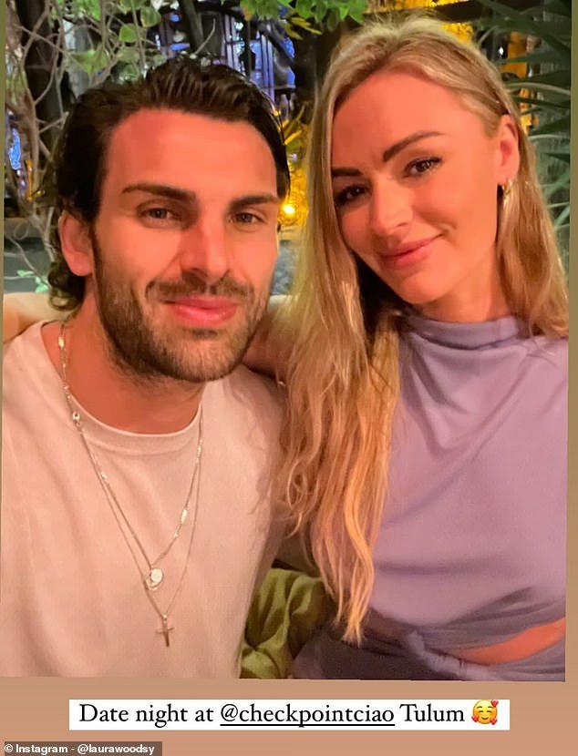 Adam Collard e Laura Woods tiveram um encontro amoroso no México no sábado, depois que a estrela da Ilha do Amor prometeu 'casar e ter filhos' com o apresentador da TNT Sports