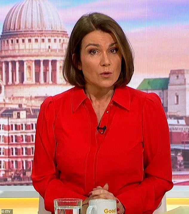 Susanna Reid parecia nada menos que sensacional em um elegante macacão vermelho ao apresentar o Good Morning Britain na quinta-feira