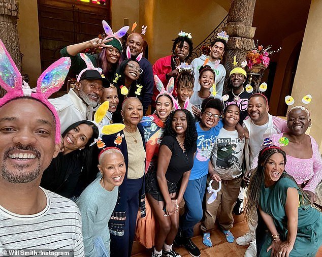 Will Smith acessou o Instagram para compartilhar uma foto que incluía sua família enquanto comemoravam a Páscoa no domingo